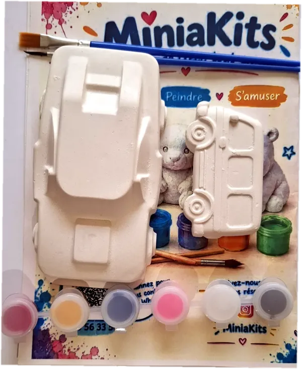 MiniaKits plaster car kit
