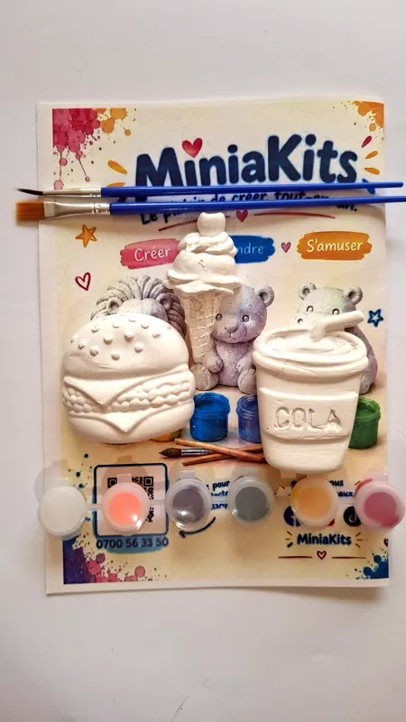 MiniaKits Surprise duo kit – plaster figurines to paint with paints and brushes