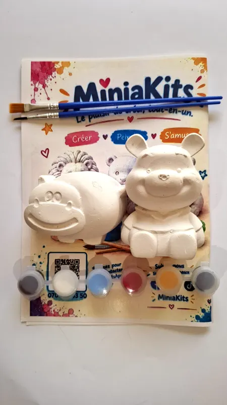 MiniaKits Best-buddies duo kit – plaster figurines to paint with paints and brushes