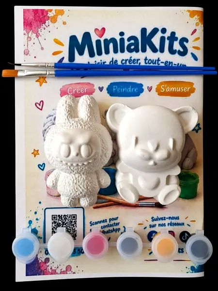 Kit MiniaKits modèle 12 : figurines en plâtre à peindre, peintures et pinceaux